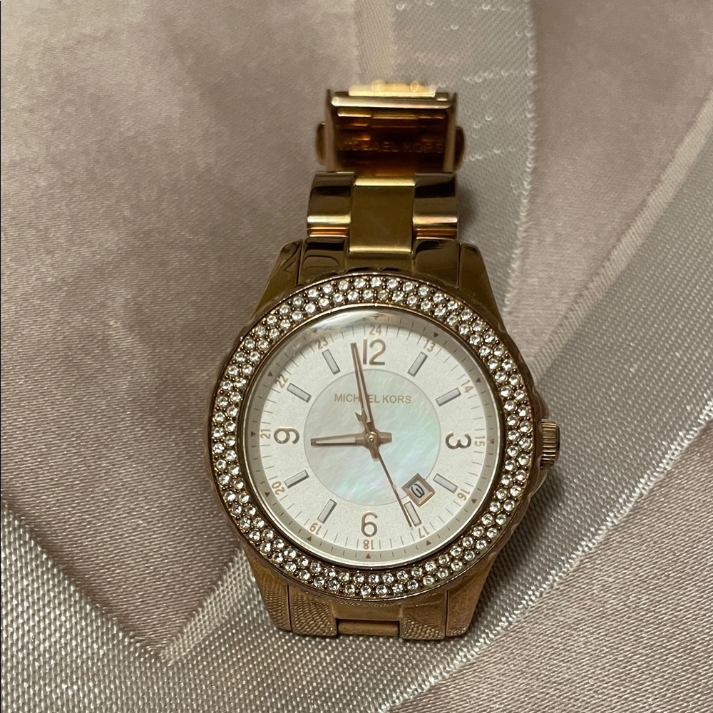 Michael Kors Rose Gold-tone Crystal Accent Women's Watch